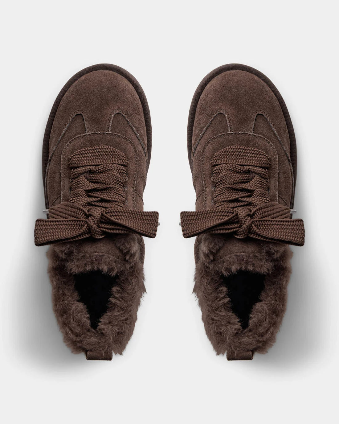 Teddy Sneakers