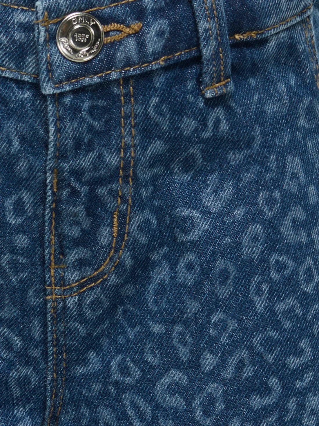 Leo Wide Jeans