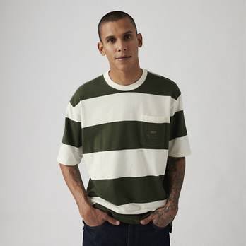 Levi's T-shirt