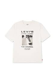 Levi's t-shirt