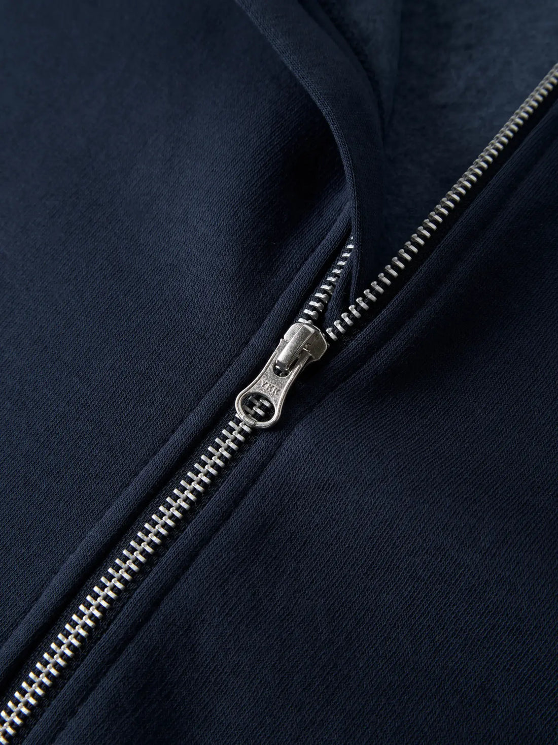 Cardigan zip